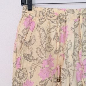 Margaritaville Women's No Passport Required Beach Linen Shorts LT Straw MED